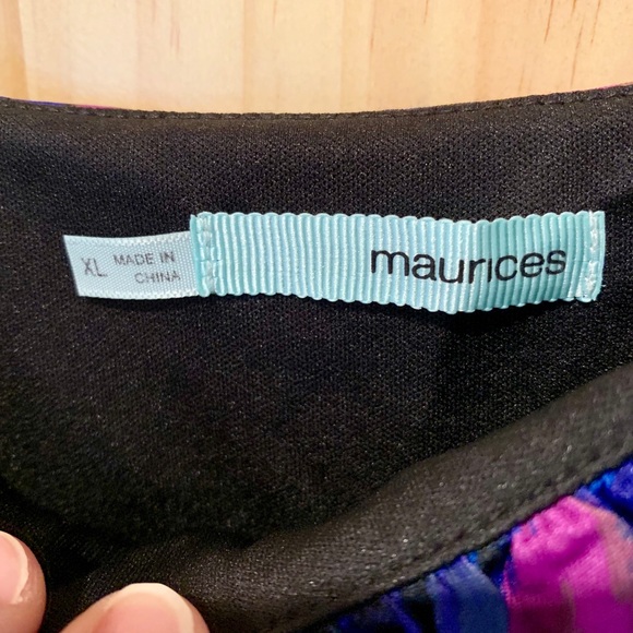 Short, Colorful Dress - Picture 2 of 4